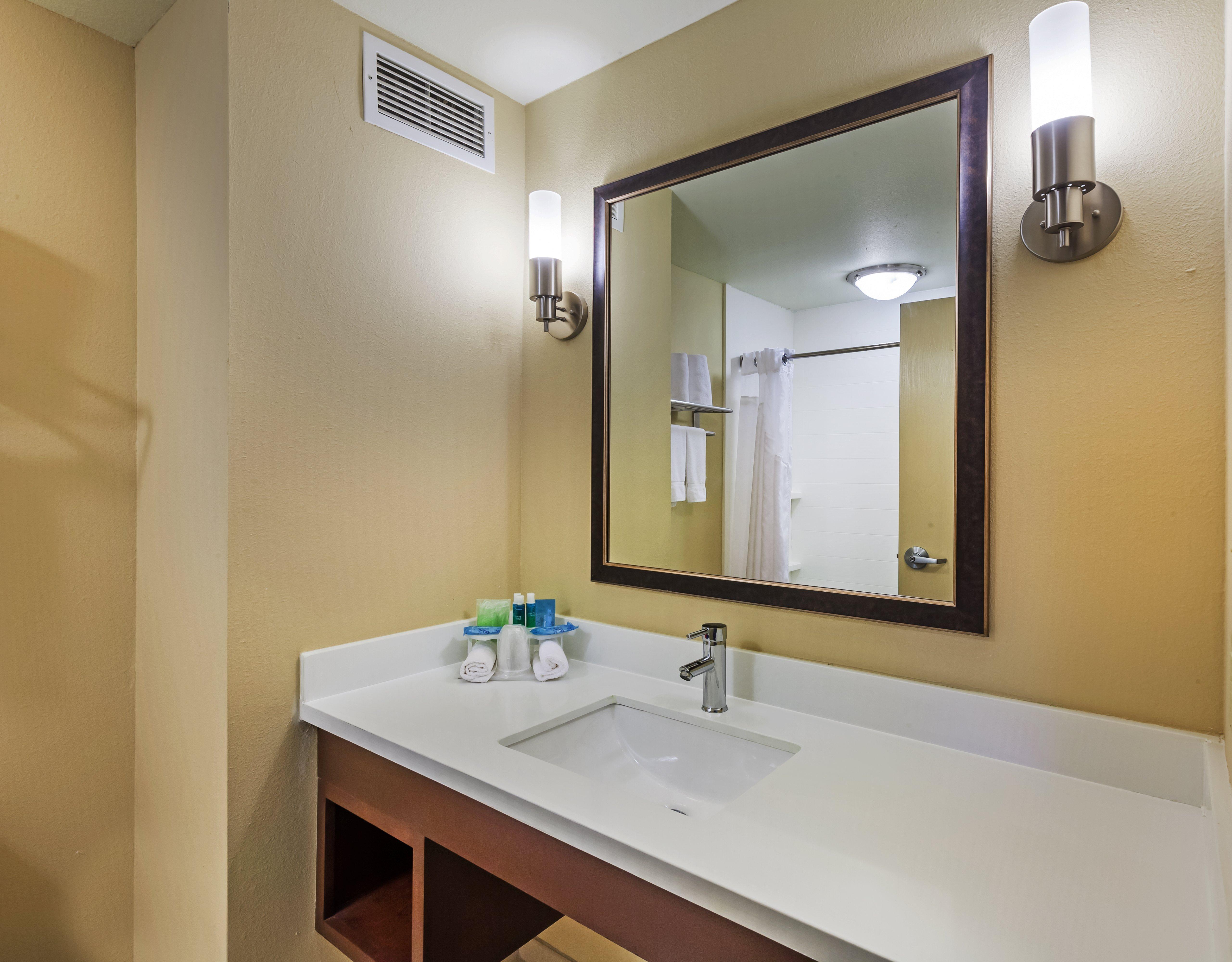 Holiday Inn Express Hotel & Suites Eagle Pass By Ihg Exterior photo