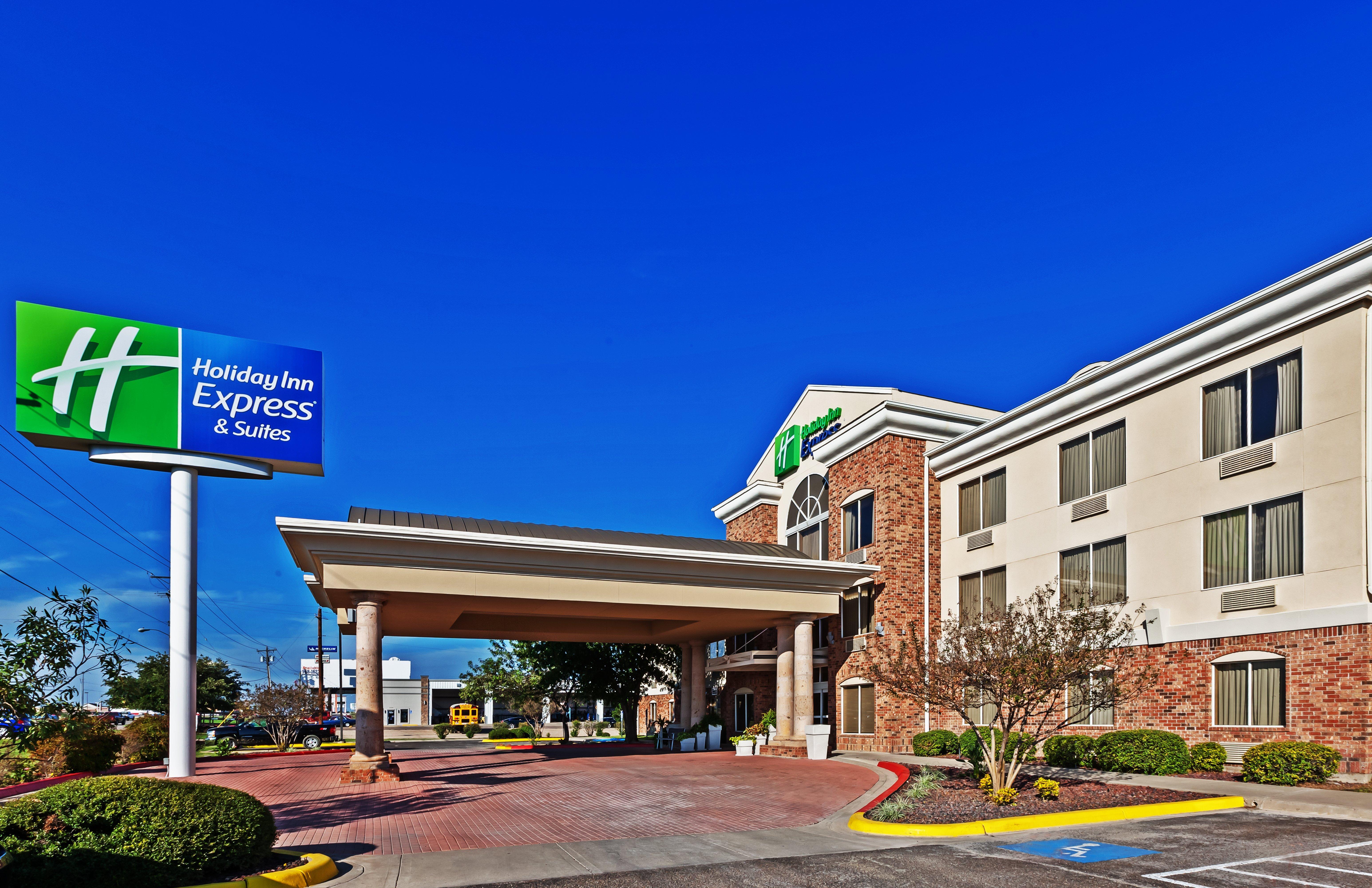 Holiday Inn Express Hotel & Suites Eagle Pass By Ihg Exterior photo