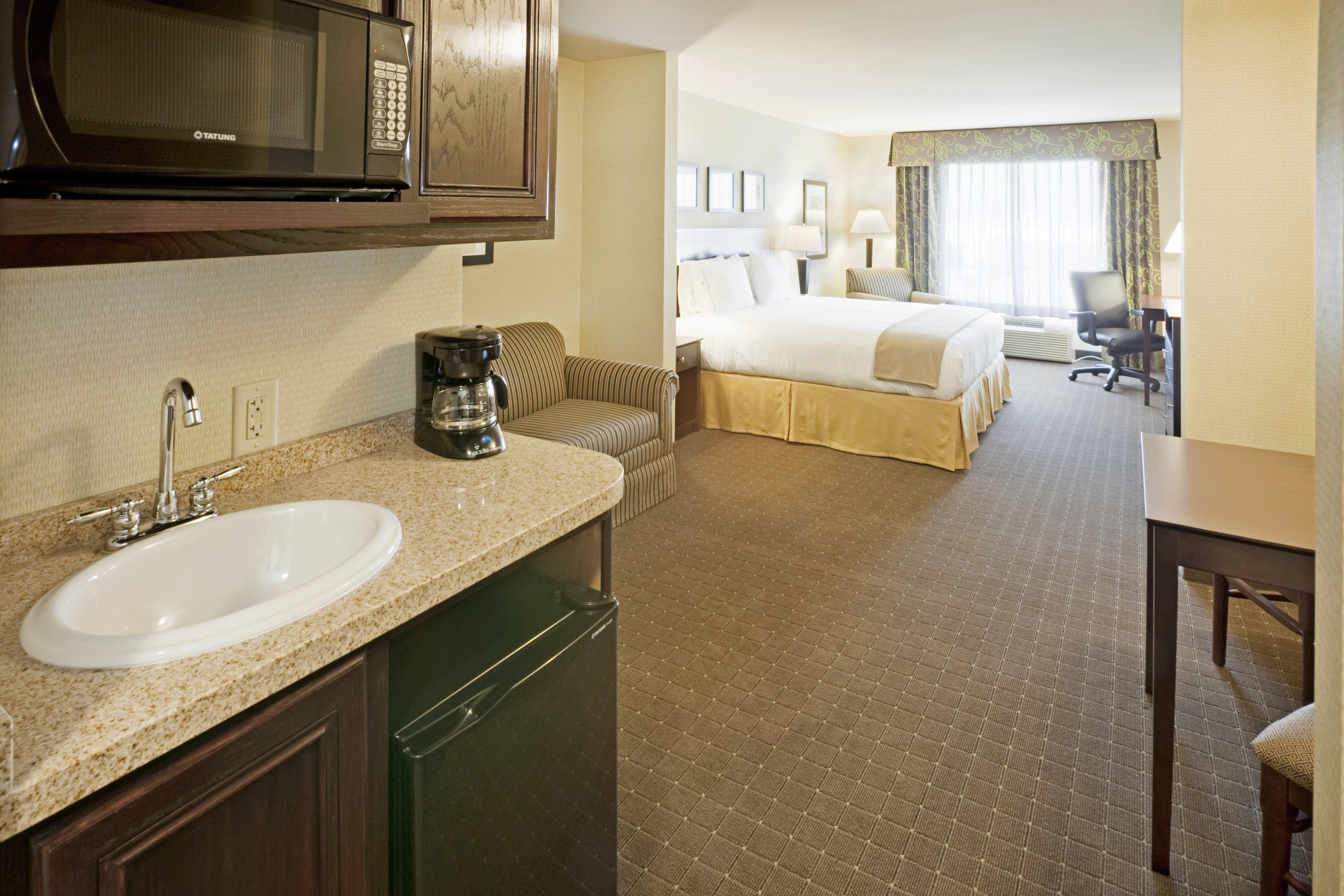Holiday Inn Express Hotel & Suites Eagle Pass By Ihg Exterior photo