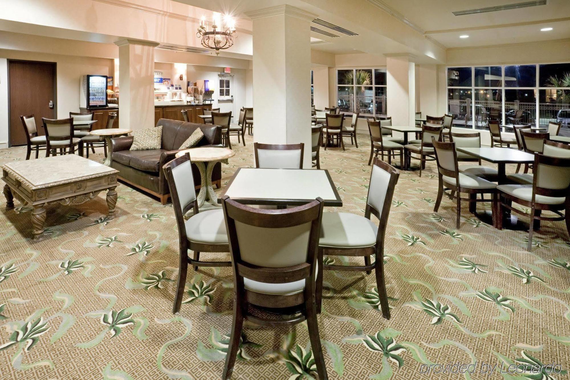 Holiday Inn Express Hotel & Suites Eagle Pass By Ihg Restaurant photo